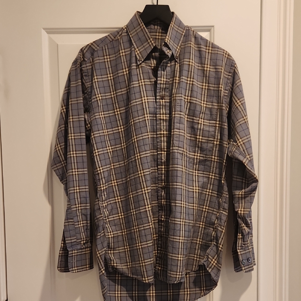 Burberry London Men’s checked plaid blue and tan casual Oxford shirt, Small